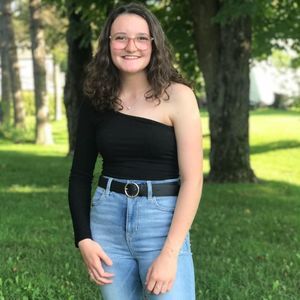 Meet your Posher, Alyssa